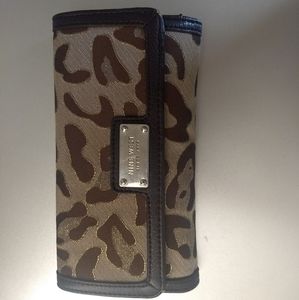 Nine West leopard print wristlet